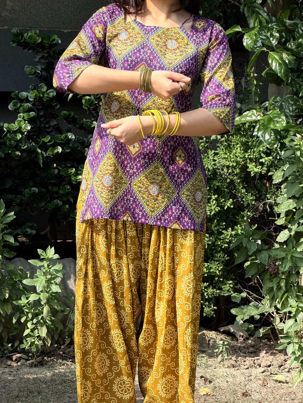 Gulnaar Set
