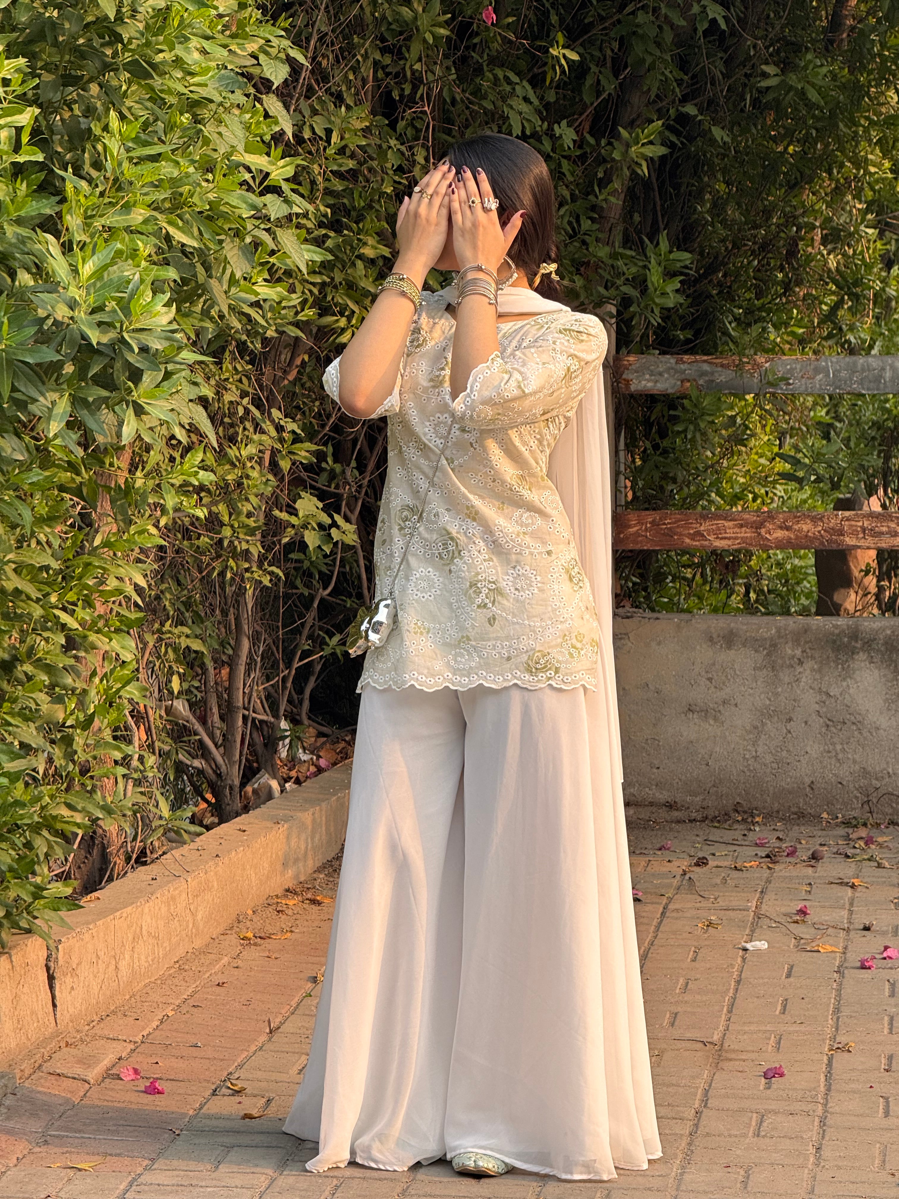 Mehreen Chicken kari Kurti