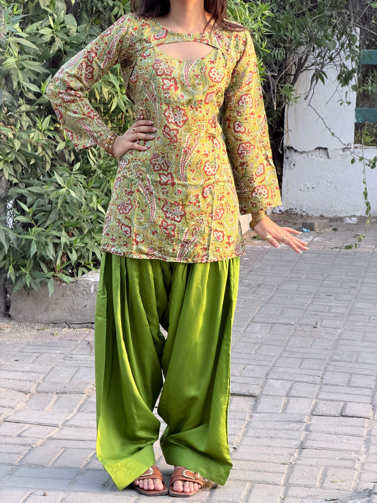 Meena  Convertible kurti Set
