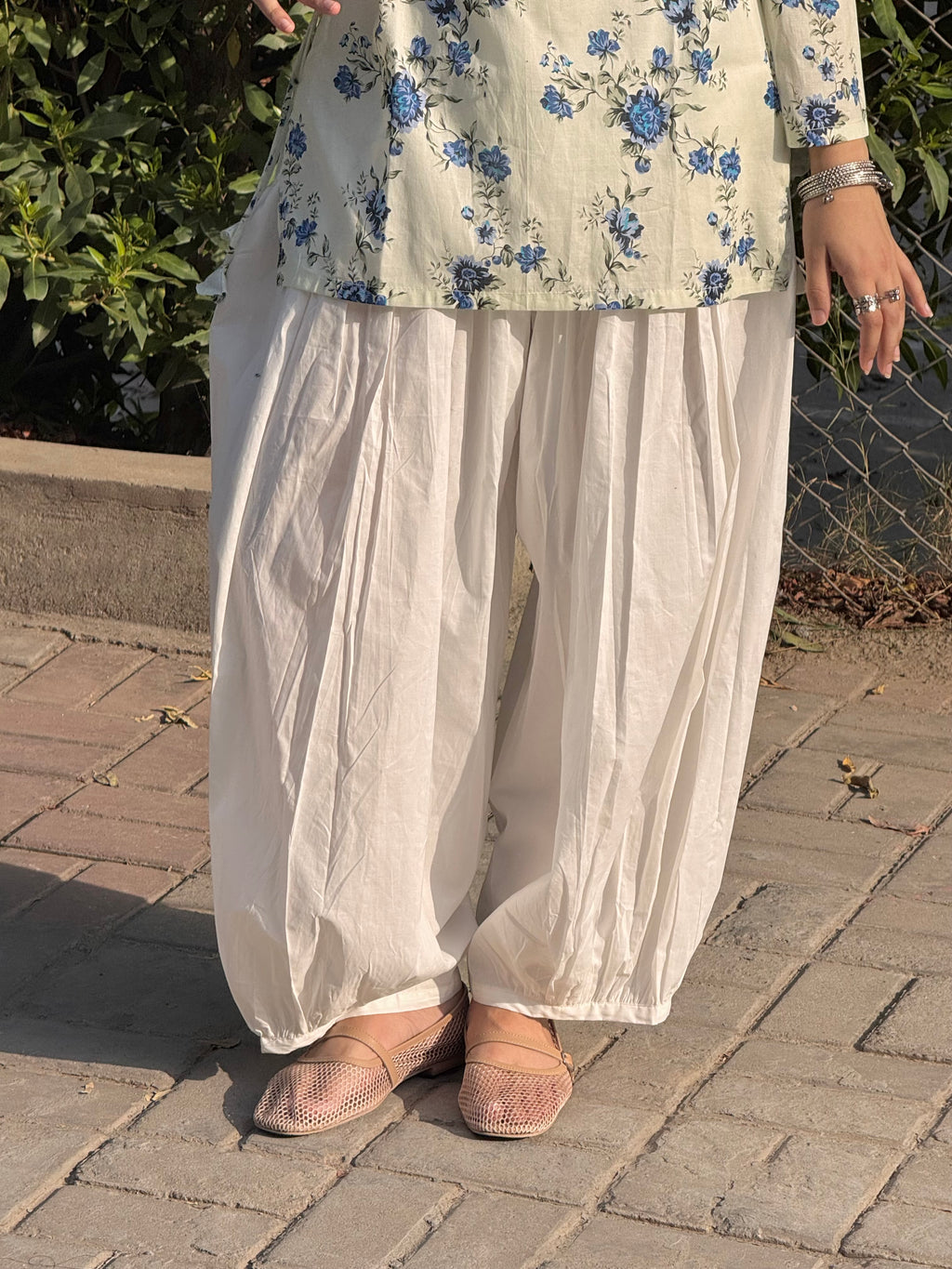 Ivory Side Corset kurti Set