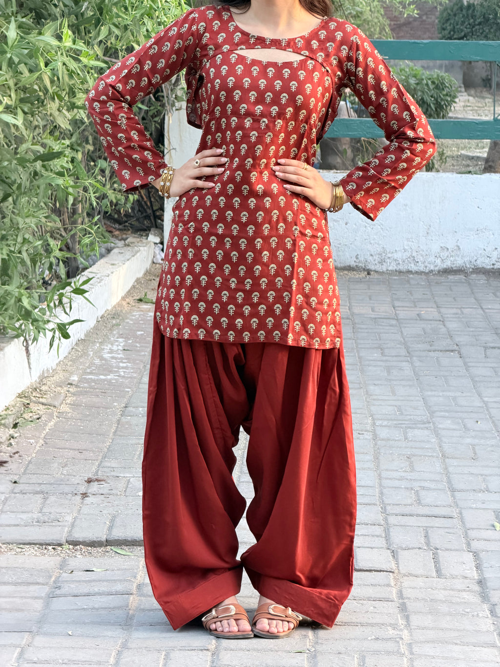 Rumi Convertible kurti Set