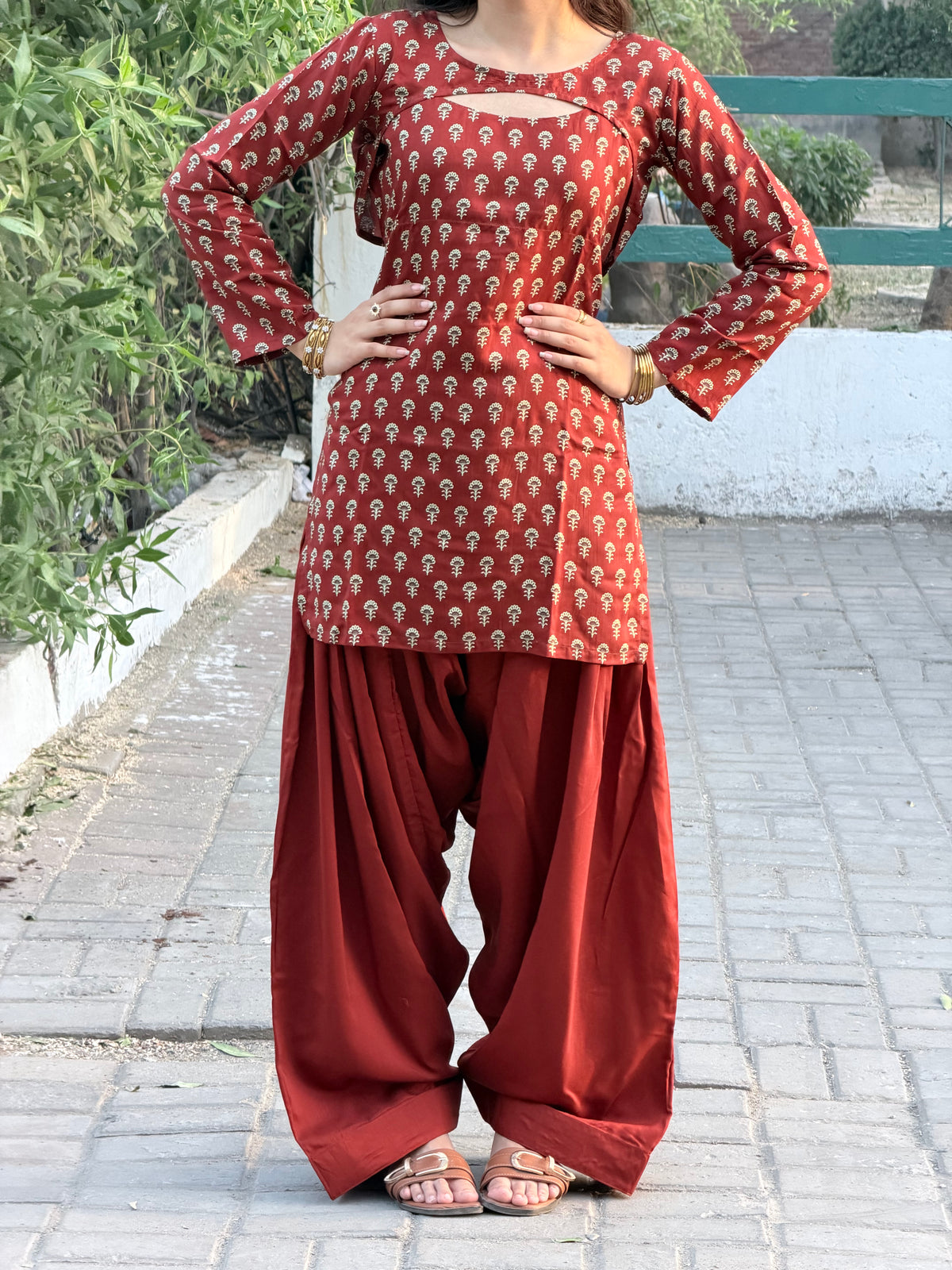 Rumi Convertible kurti Set