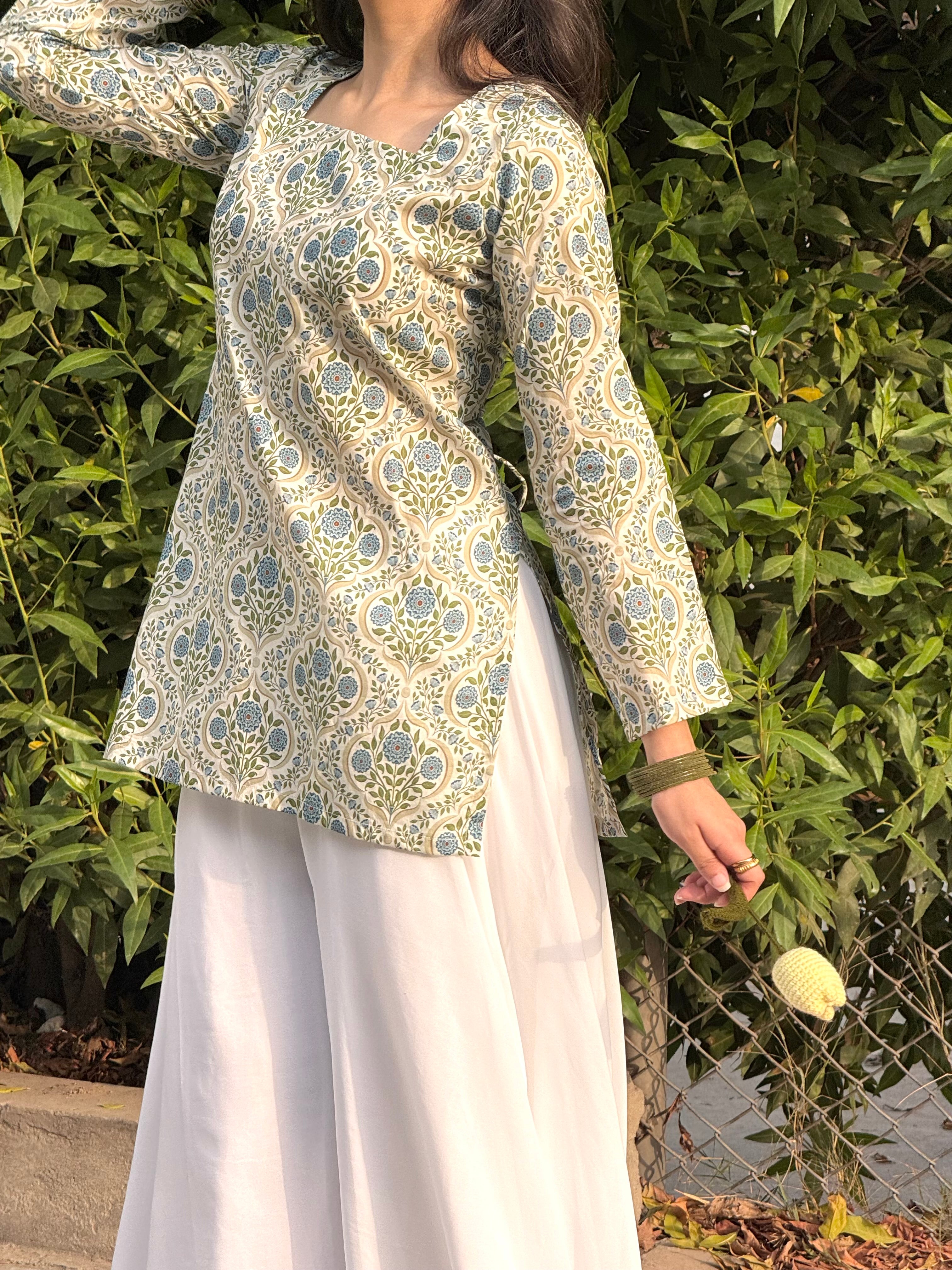 Iris Short Corset kurti