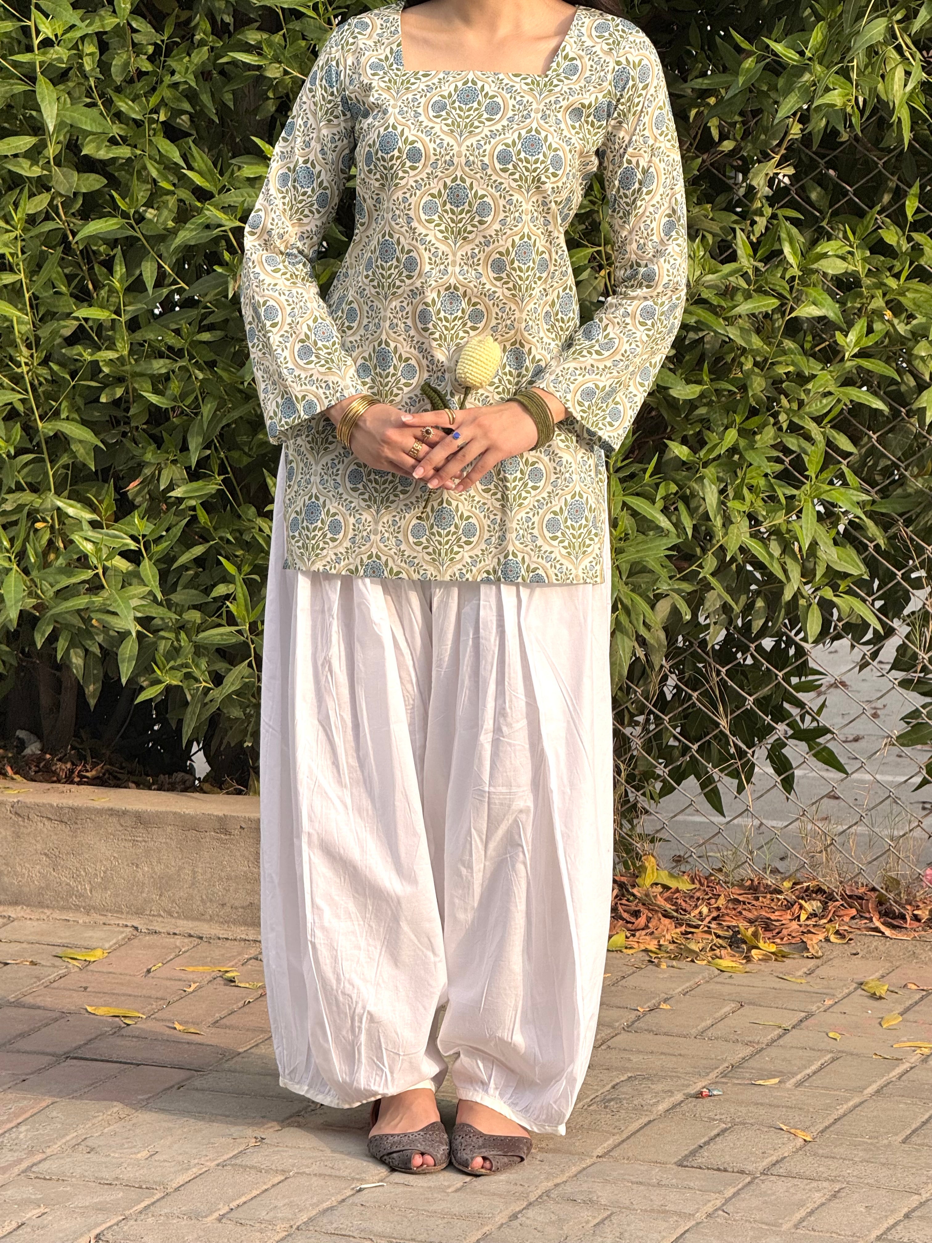 Iris Short Corset kurti