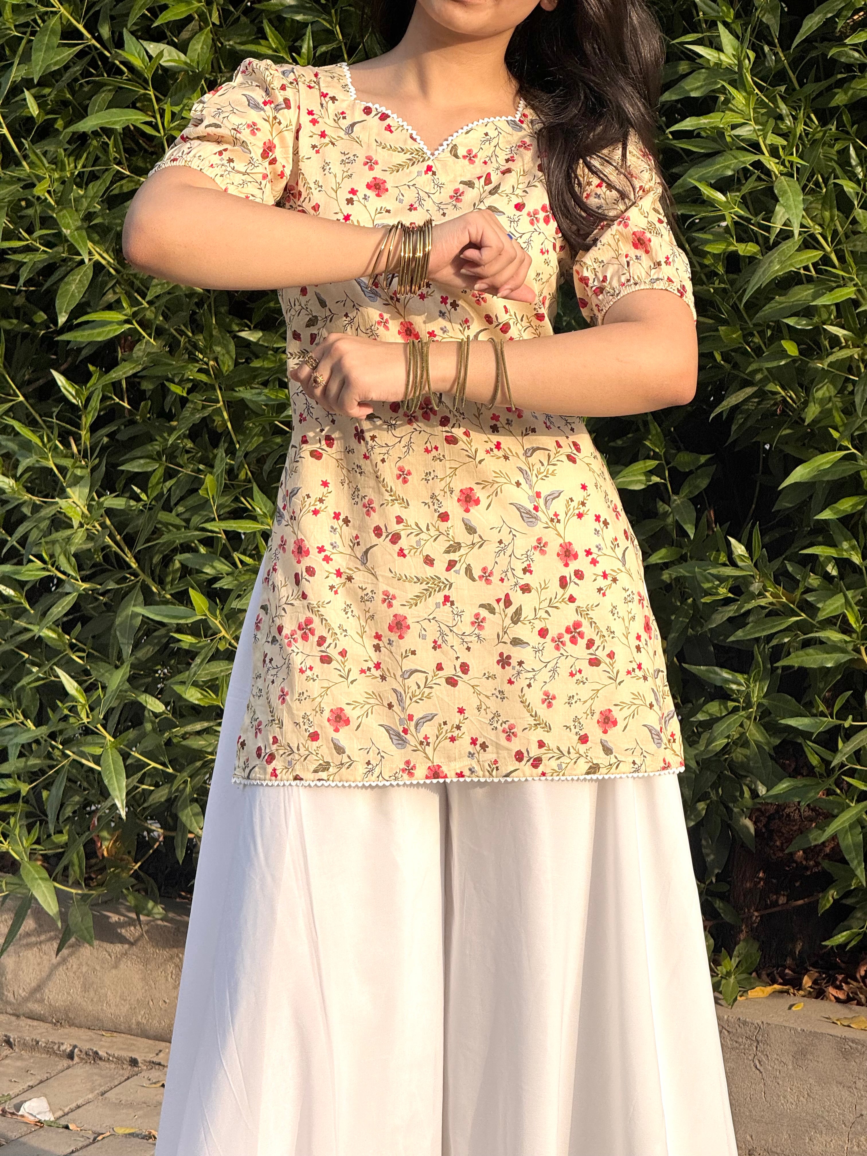 Honey bee Kurti