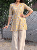 Lemon side Knot Top
