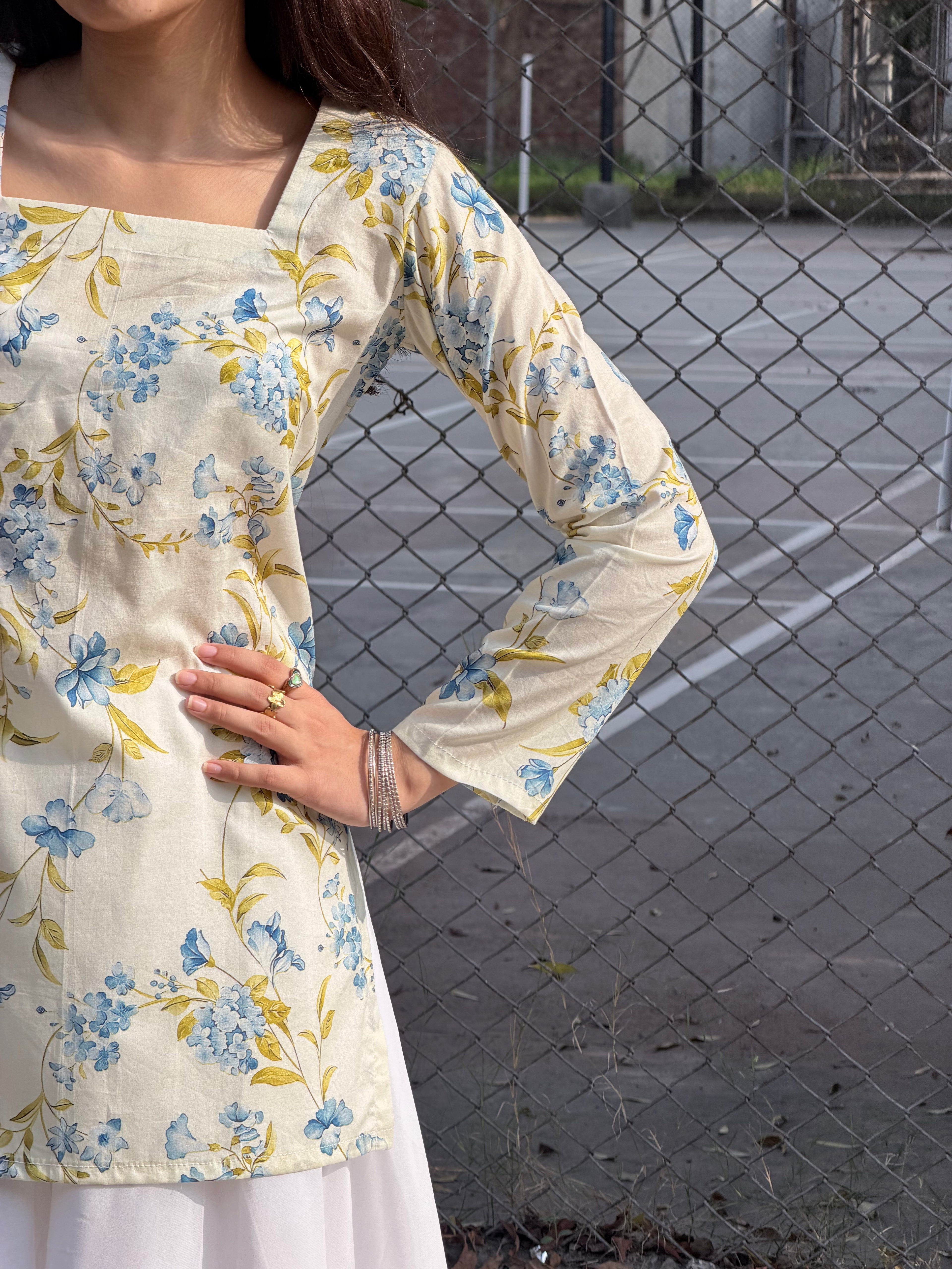 Lilly Kurti Set