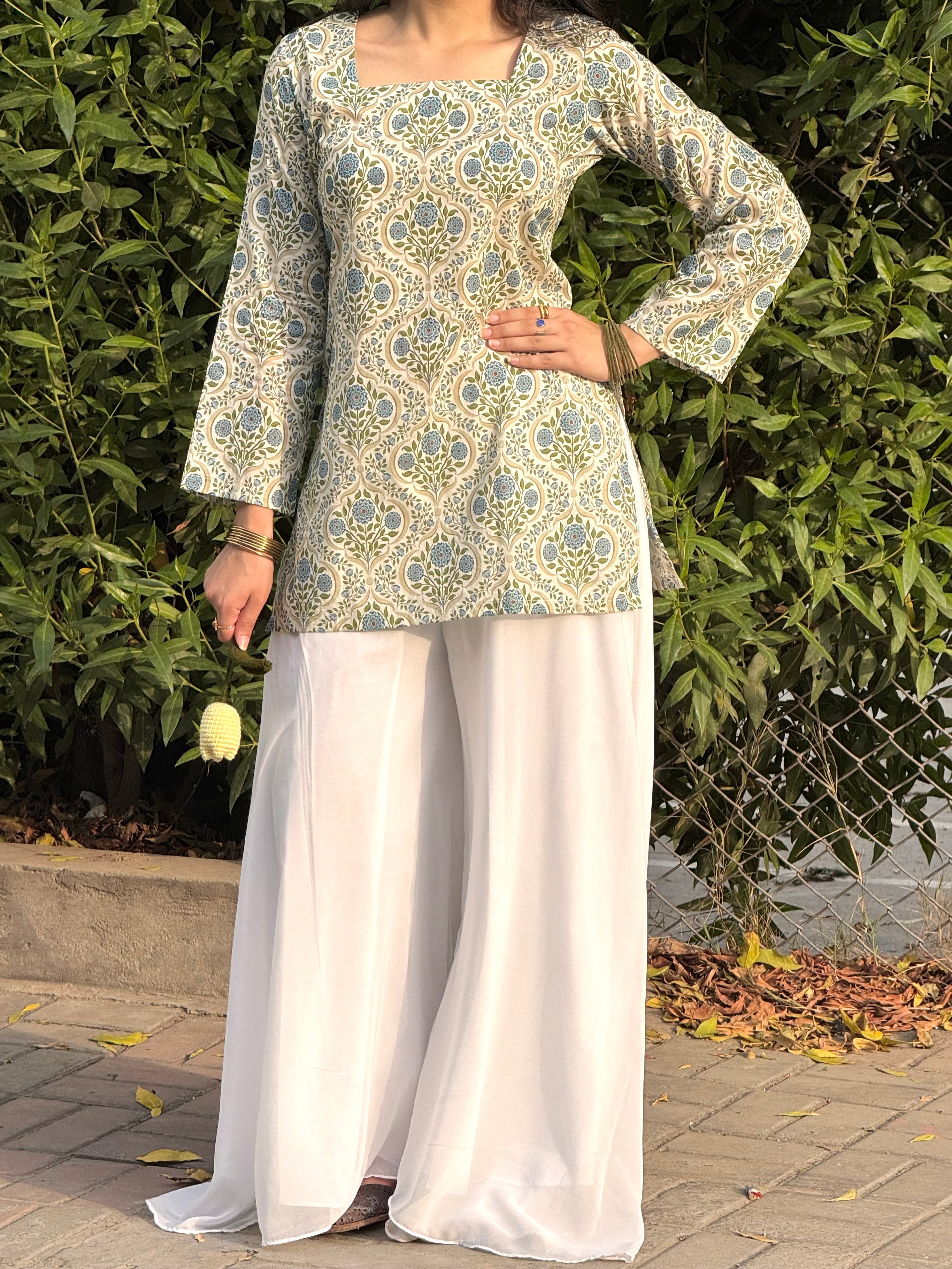 Iris Short Corset kurti