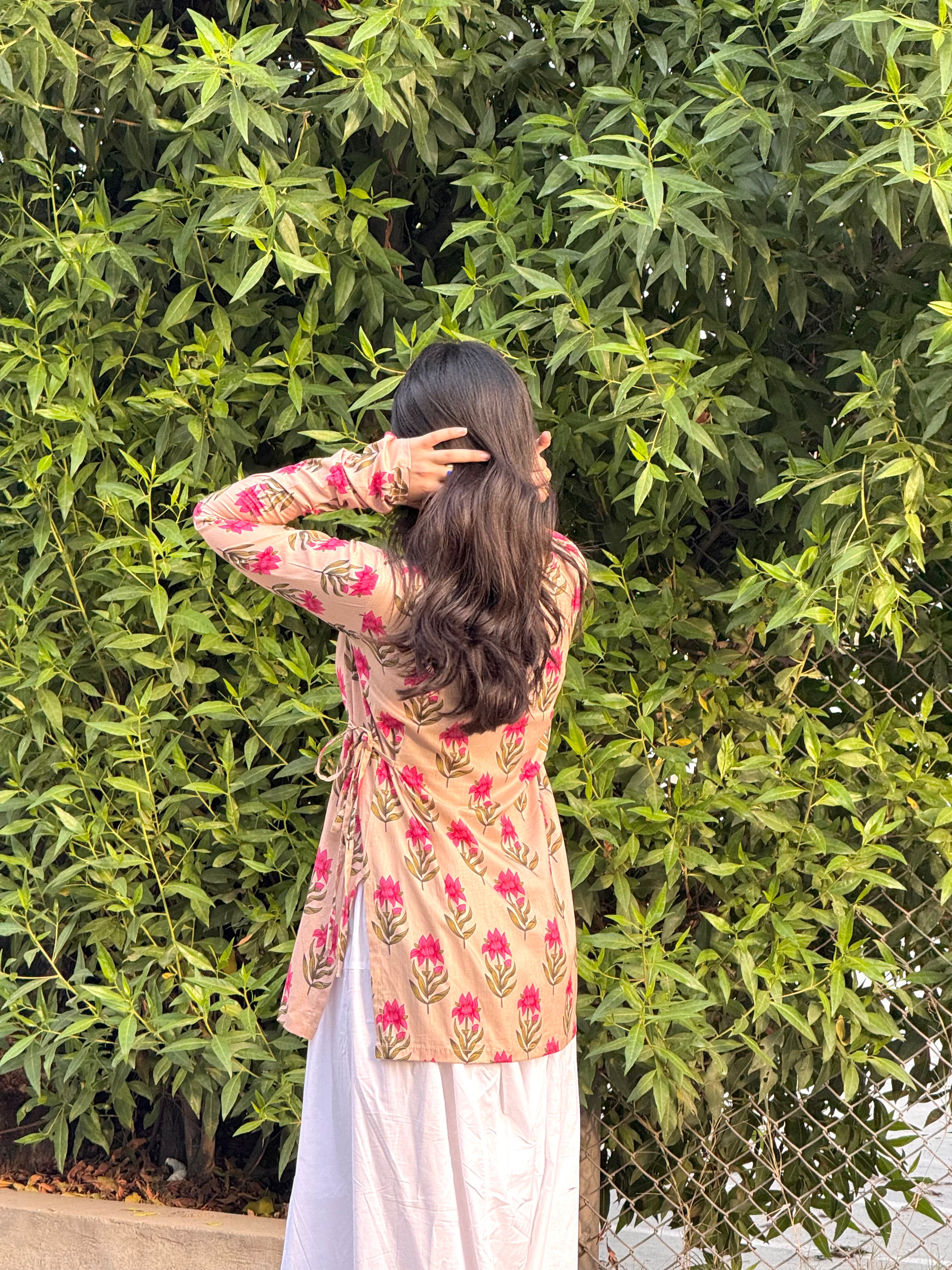 Petal Side Dori Kurti